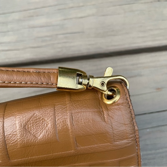 Due Fratelli tan cognac embossed leather crossbody bag purse - Picture 2 of 15